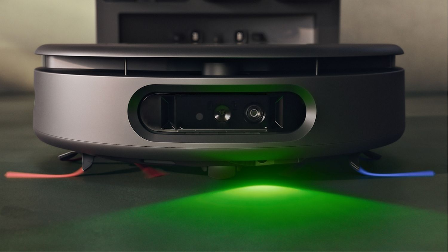 Vacuums. Washes stains again and again. Until gone. 2