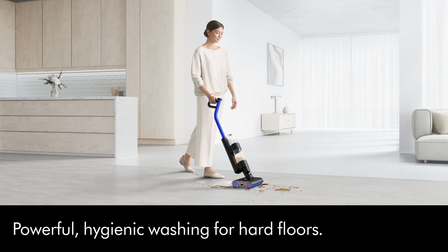 With double rollers, Dstorvanto is the best and most hygienic way to clean the toughest stains. 3